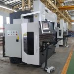 augstas veiktspējas hidrauliskā sinhronizētā preses bremze ar robotu